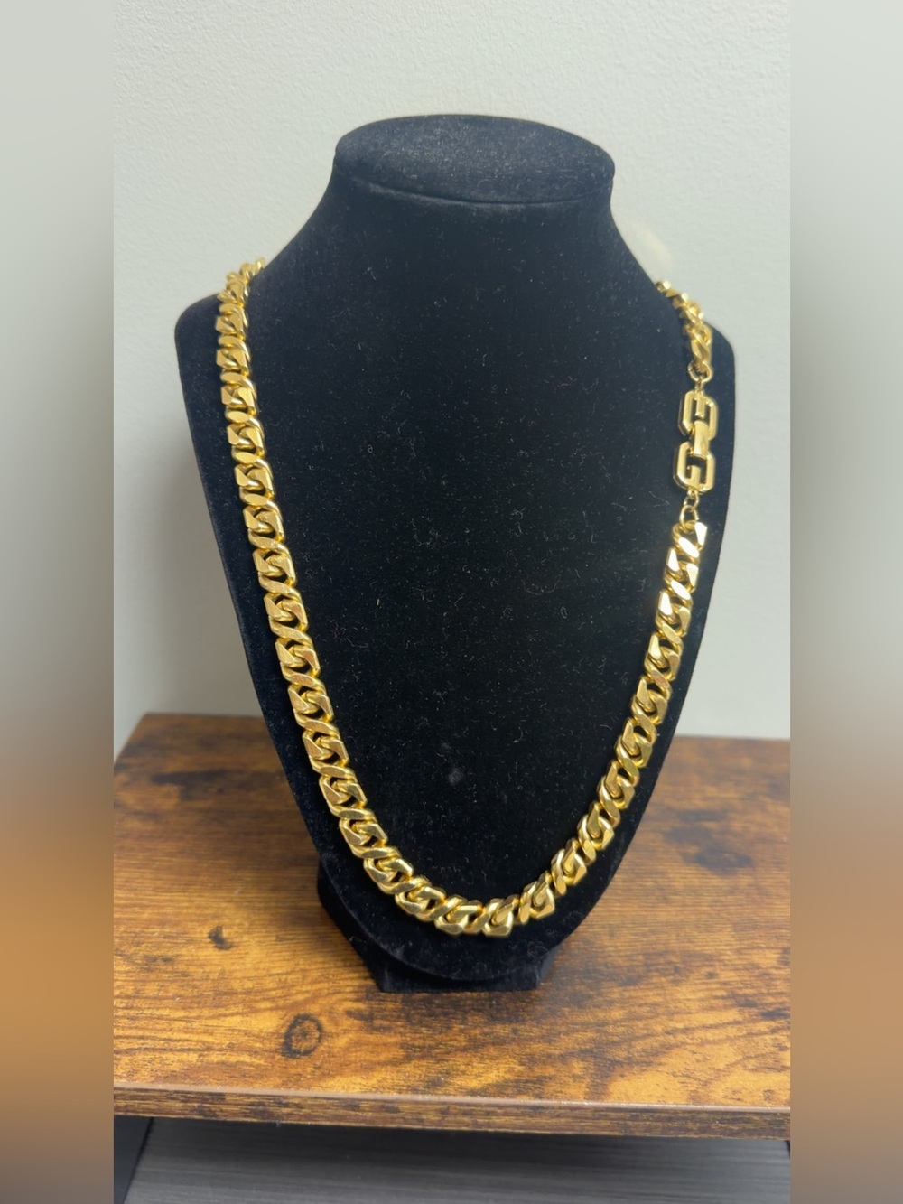 Givenchy Gold-Tone Cuban Link Necklace - Women